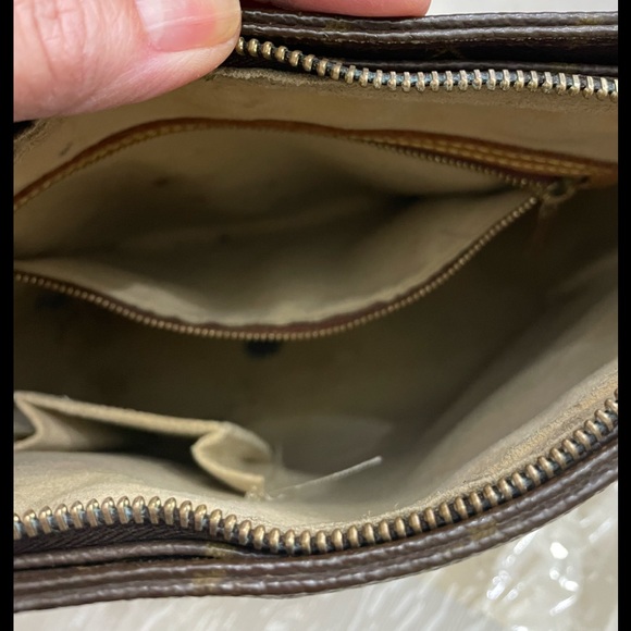 LOUIS VUITTON LOOPING GM! - Picture 9 of 16